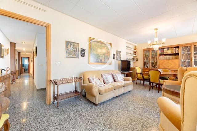 4 Zimmer Apartment zu verkaufen in Benicalap, València Stadt mit Garage - 340.000 € (Ref: 10003619)