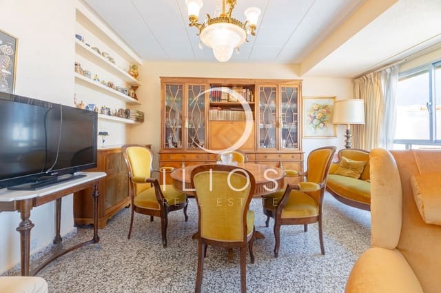 4 Zimmer Apartment zu verkaufen in Benicalap, València Stadt mit Garage - 340.000 € (Ref: 10003619)