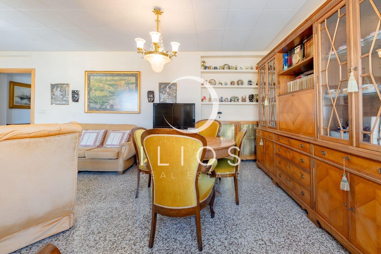 4 Zimmer Apartment zu verkaufen in Valencia Stadt mit Garage - 340.000 € (Ref: 10003619)
