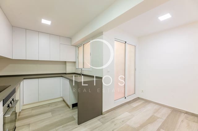 2 bedroom Apartment for sale in Sant Francesc, Valencia city - € 315,000 (Ref: 10091482)