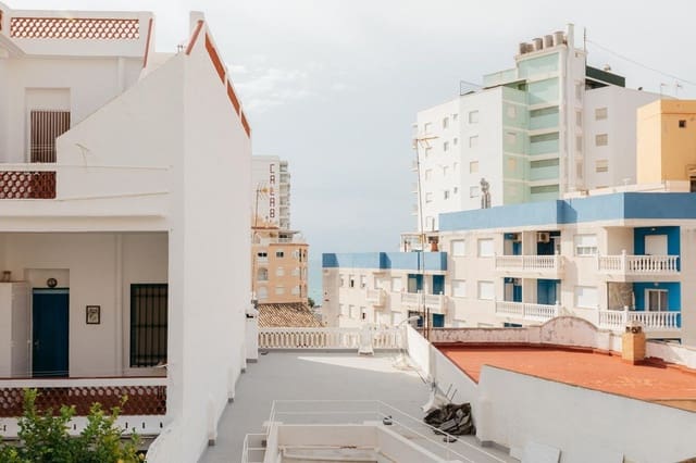2 makuuhuone Huvila vuokrattavana paikassa El Faro, Mijas - 750 € (Ref: 10091483)