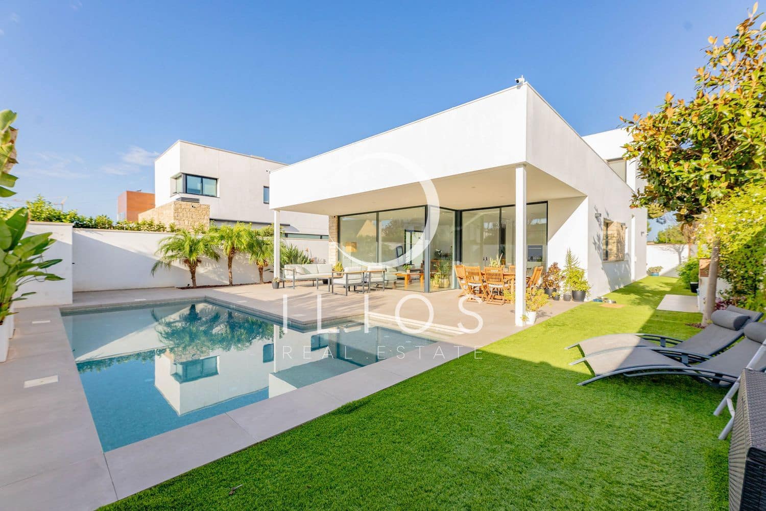 4 sovrum Villa till salu i Montesol med pool - 1 250 000 € (Ref: 10150375)