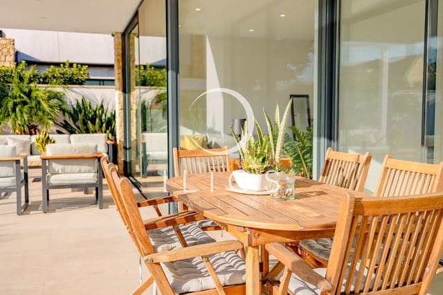 4 sypialnia Willa na sprzedaż w Montesol, La Villajoyosa / Vila Joiosa z basenem - 1 250 000 € (Ref: 10150375)