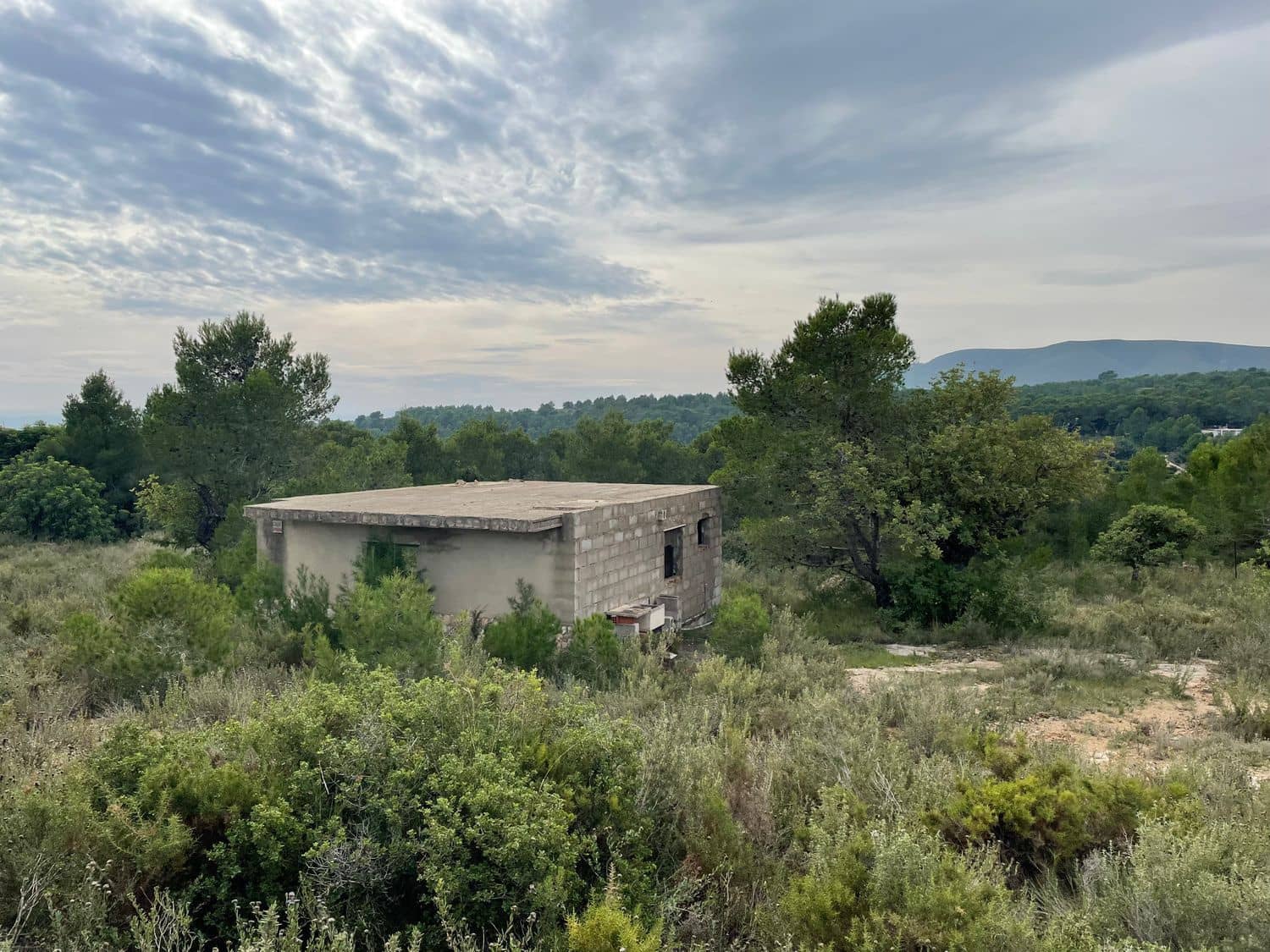 Grunde uden byggetilladelser til salg i Catadau - € 250.000 (Ref: 6487811)