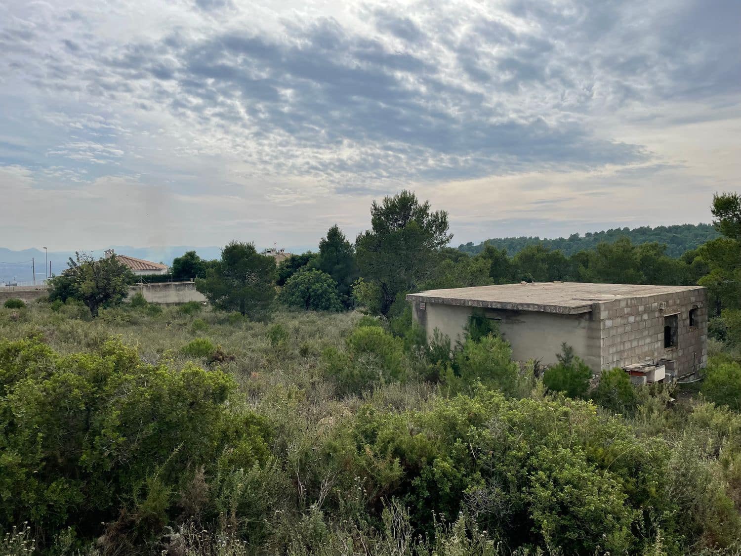 Grunde uden byggetilladelser til salg i Catadau - € 250.000 (Ref: 6487811)