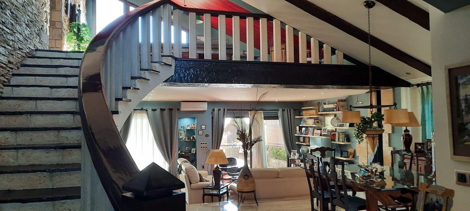 4 sovrum Villa till salu i Pucol med pool - 1 100 000 € (Ref: 7404384)