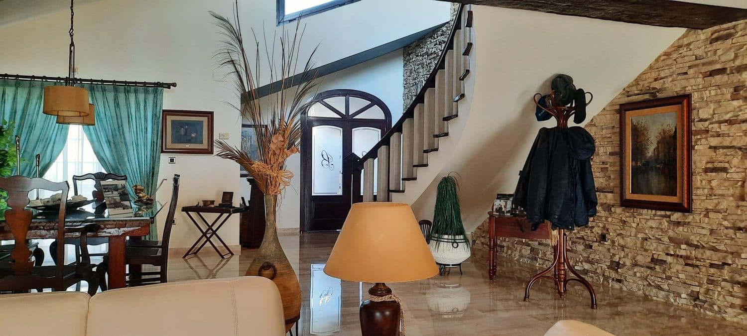 4 sovrum Villa till salu i Pucol med pool - 1 100 000 € (Ref: 7404384)