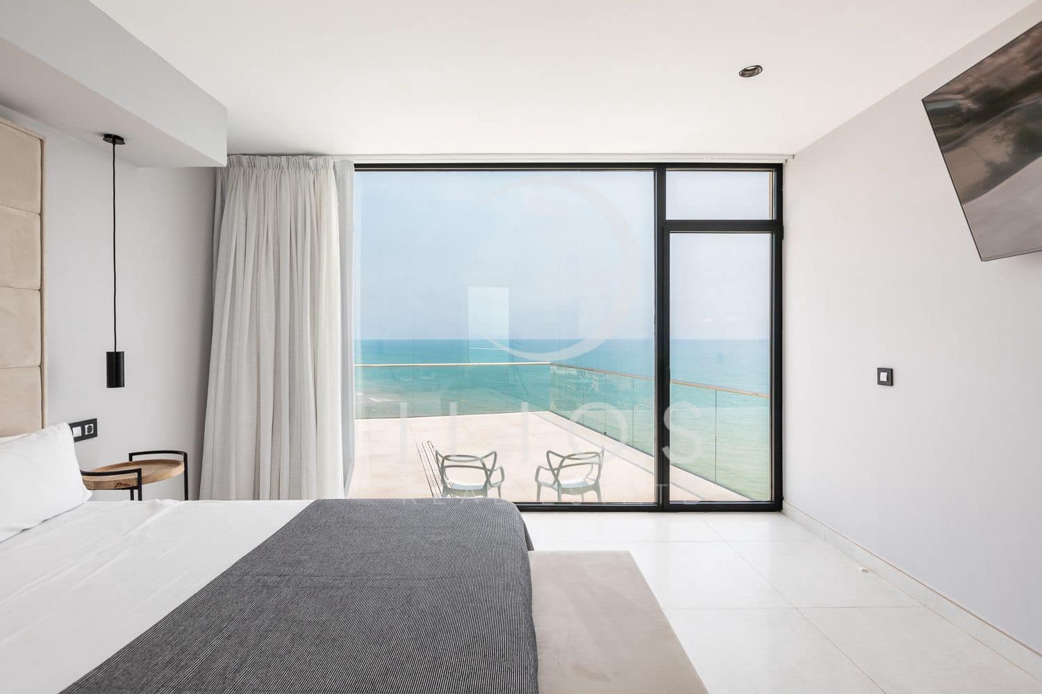 5 soveværelse Villa til salg i El Faro med swimmingpool - € 1.995.000 (Ref: 7685812)