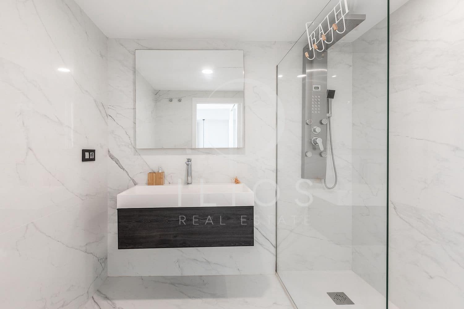 5 soveværelse Villa til salg i El Faro med swimmingpool - € 1.995.000 (Ref: 7685812)