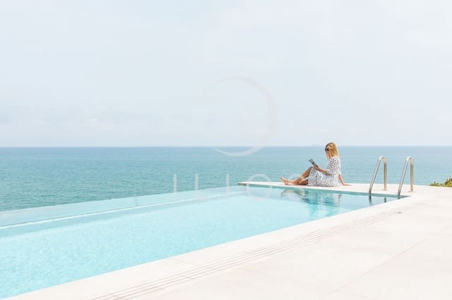 Chalet de 5 habitaciones en El Faro, Mijas en venta con piscina - 1.895.000 € (Ref: 7685812)