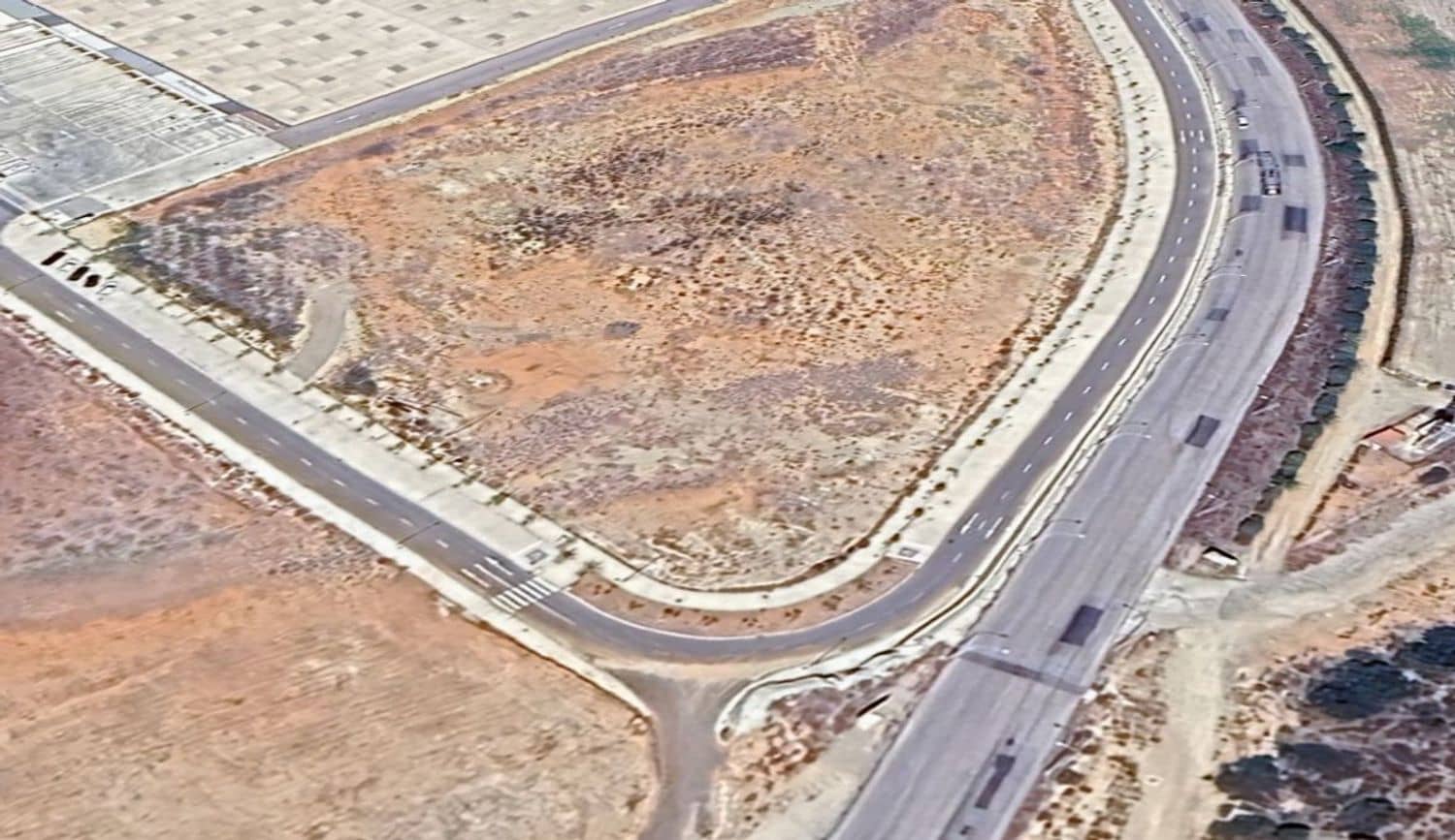 Ubebygd land til salgs i Chiva - € 350 000 (Ref: 8190460)