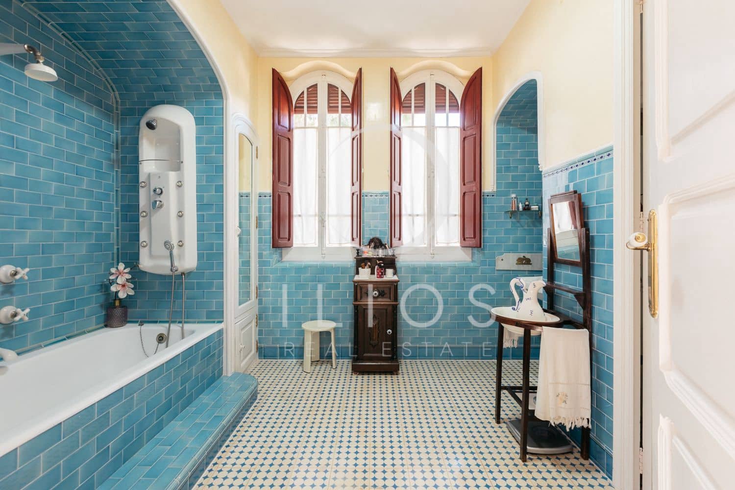 10 soveværelse Villa til salg i Bunol med swimmingpool - € 900.000 (Ref: 8327559)