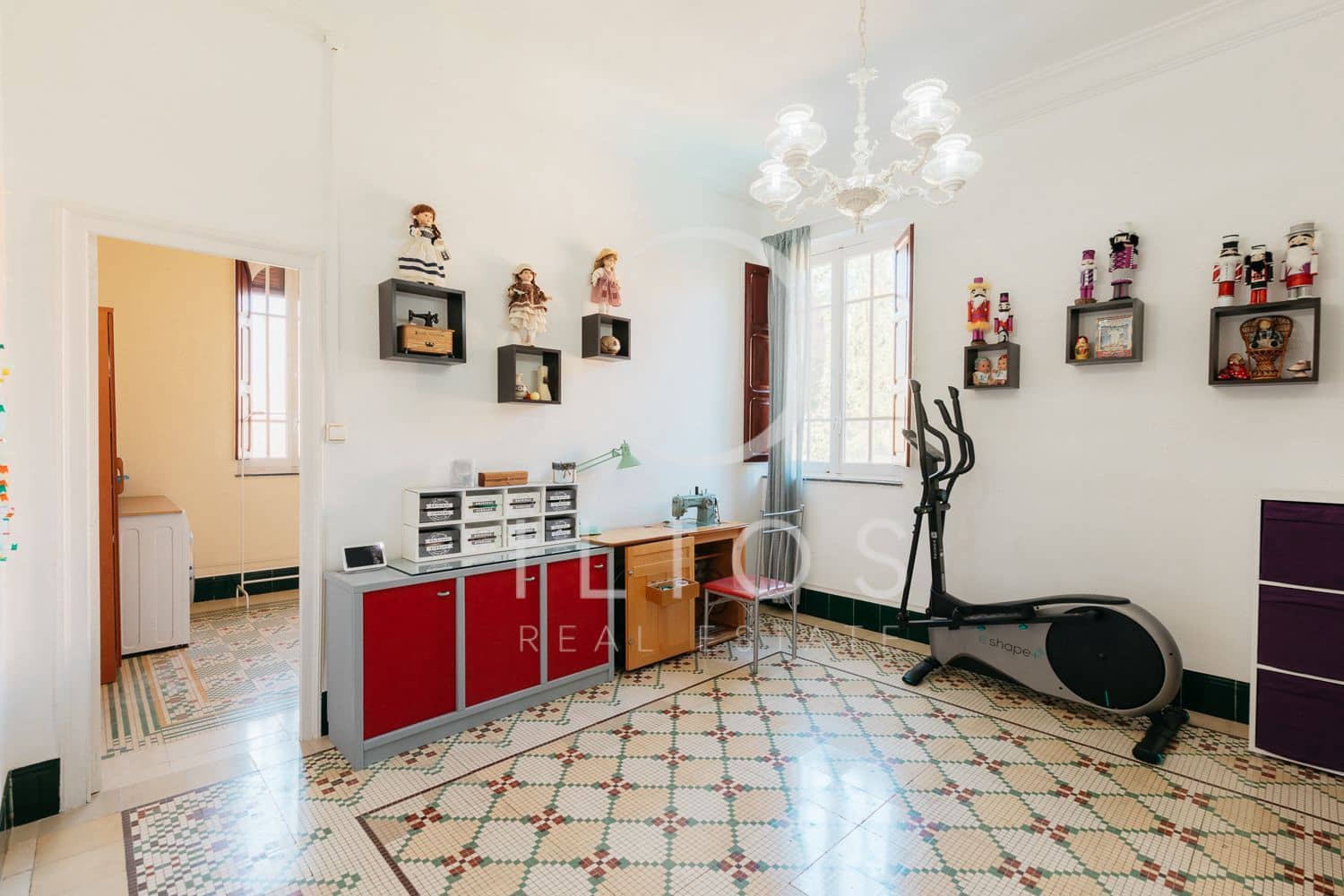 10 soverom Villa til salgs i Bunol med svømmebasseng garasje - € 900 000 (Ref: 8327559)