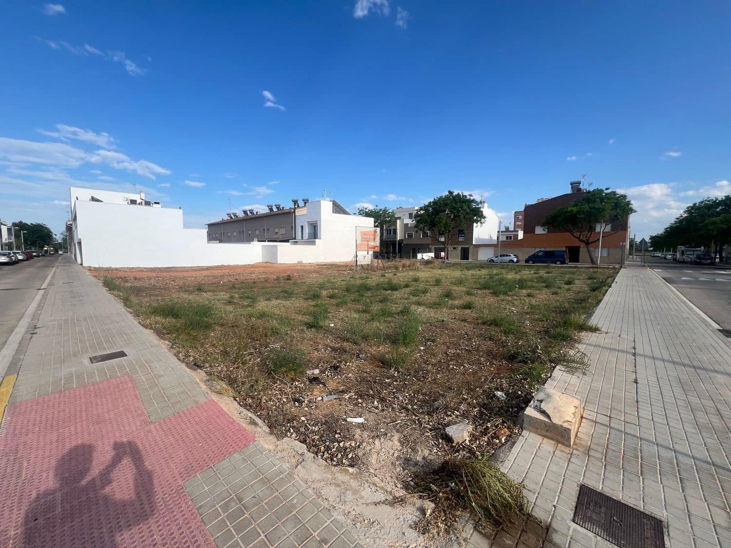 Grunde uden byggetilladelser til salg i Silla - € 750.000 (Ref: 8420332)