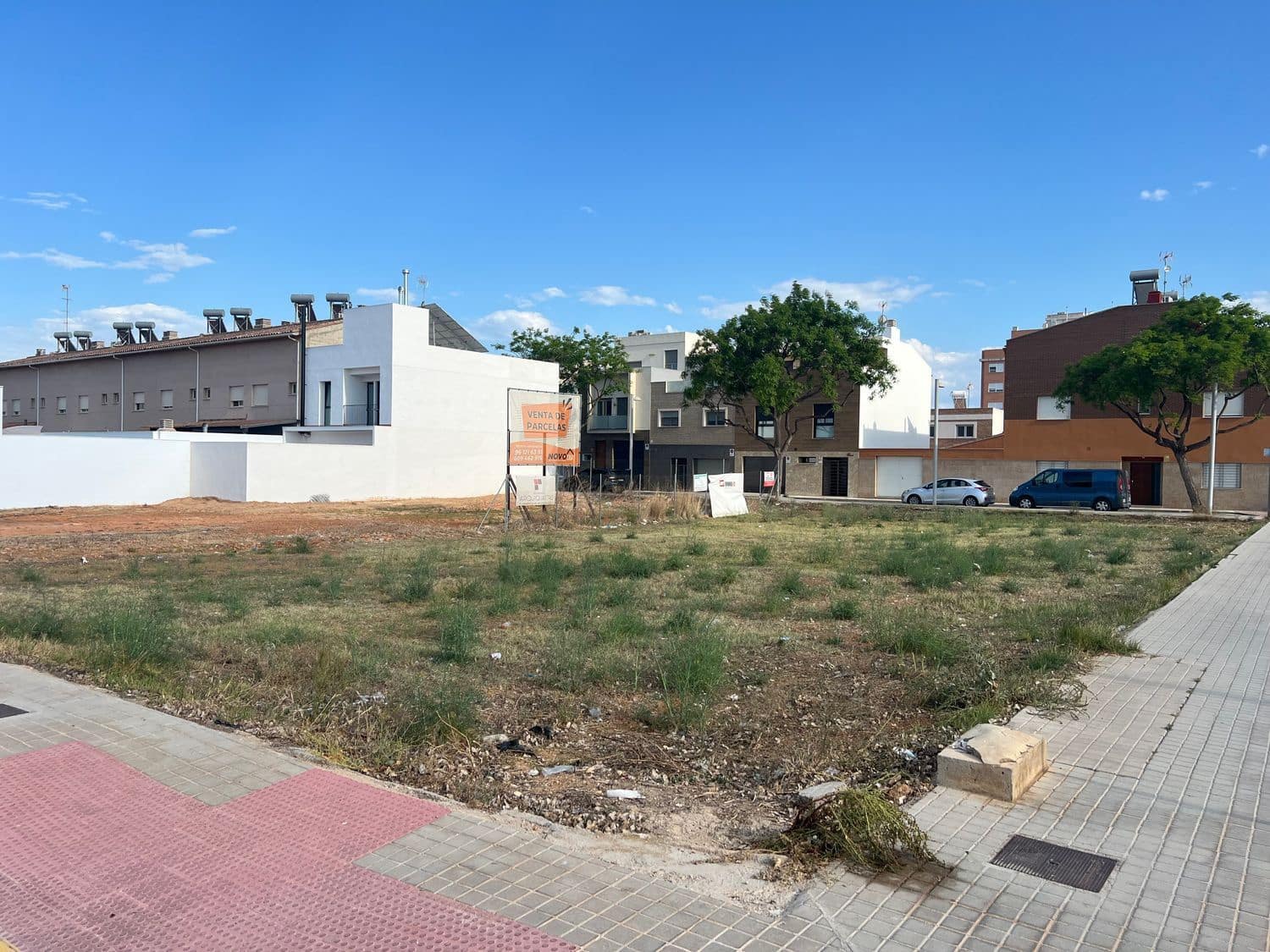 Grunde uden byggetilladelser til salg i Silla - € 750.000 (Ref: 8420332)