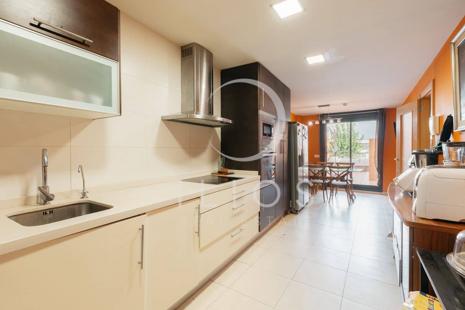 6 soverom Hus til salgs i Betera med svømmebasseng - € 630 000 (Ref: 8423409)