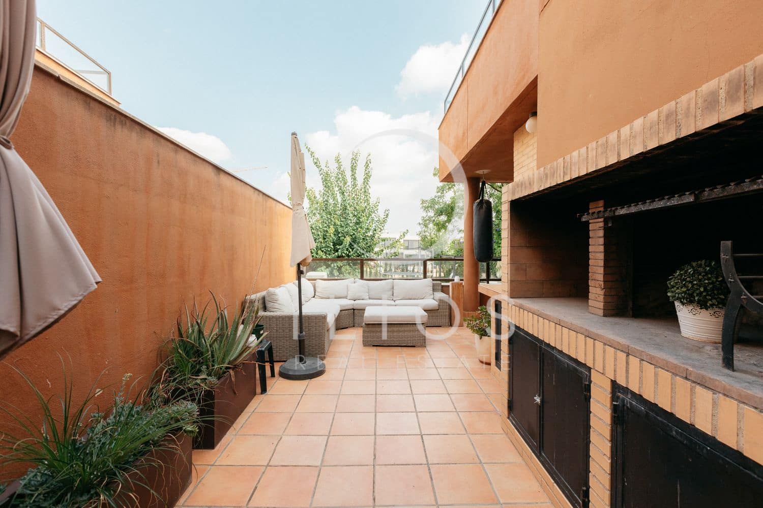 6 soverom Hus til salgs i Betera med svømmebasseng - € 630 000 (Ref: 8423409)