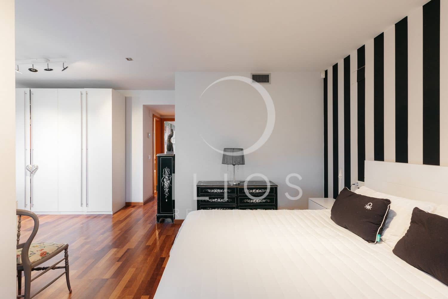 6 soverom Hus til salgs i Betera med svømmebasseng - € 630 000 (Ref: 8423409)