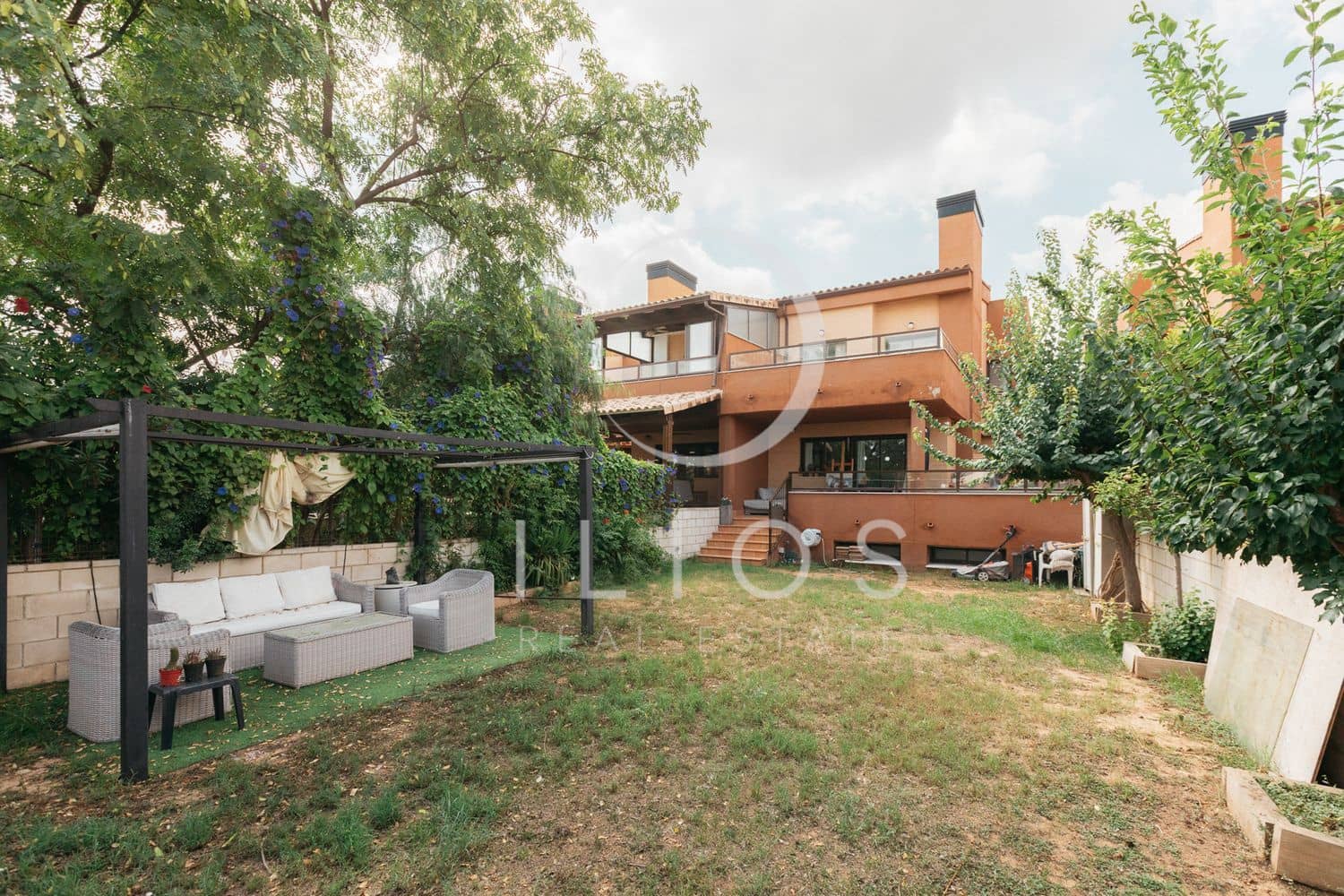 6 soverom Hus til salgs i Betera med svømmebasseng - € 630 000 (Ref: 8423409)