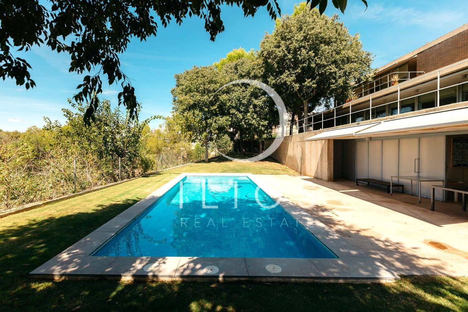 5 soverom Villa til salgs i Godella med svømmebasseng - € 1 350 000 (Ref: 8536800)