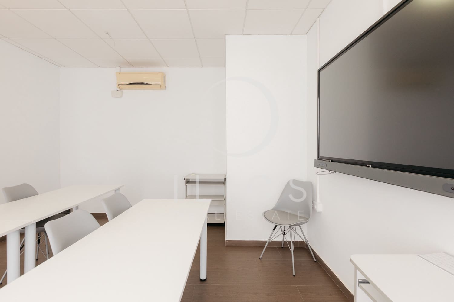 4 soveværelse Erhverv til salg i Valencia by - € 425.000 (Ref: 8548308)