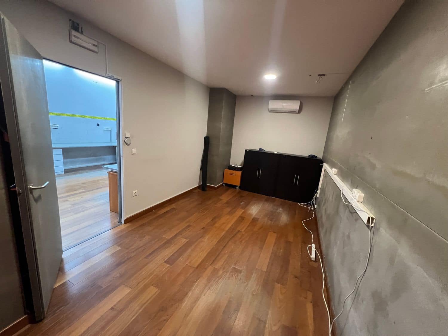 Lejlighed til leje i Valencia by - € 2.500 (Ref: 8828684)