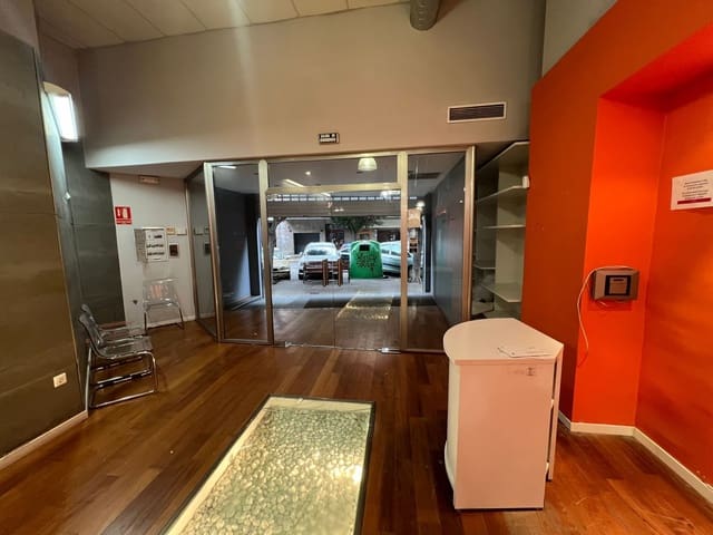 Appartamento da affittare in Arrancapins, Valencia città - 2.500 € (Rif: 8828684)