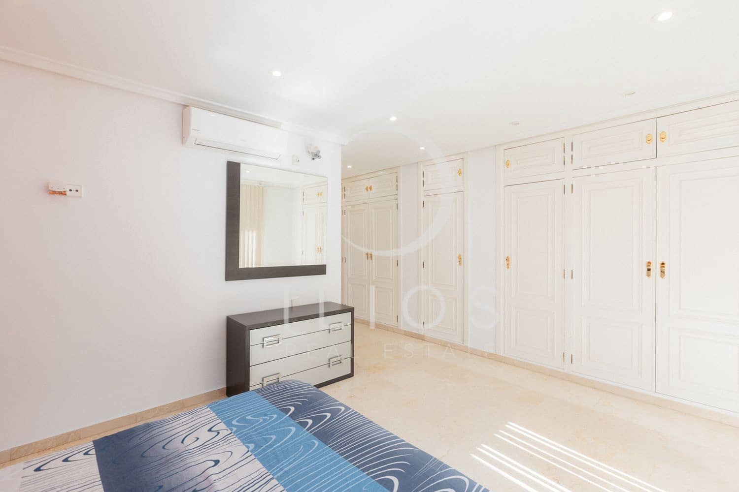 5 slaapkamer Villa te koop in Pucol met zwembad - € 1.250.000 (Ref: 8854610)