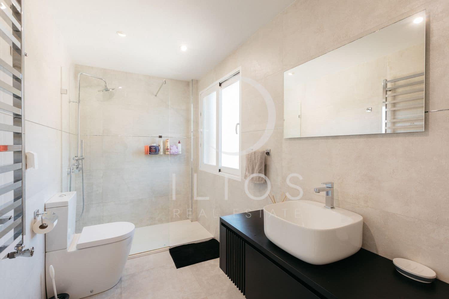 5 slaapkamer Villa te koop in Pucol met zwembad - € 1.250.000 (Ref: 8854610)