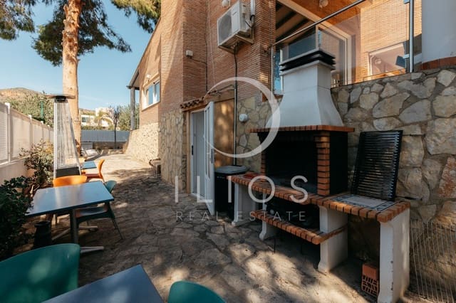 5 bedroom Villa for sale in Puçol with pool - € 1,250,000 (Ref: 8854610)