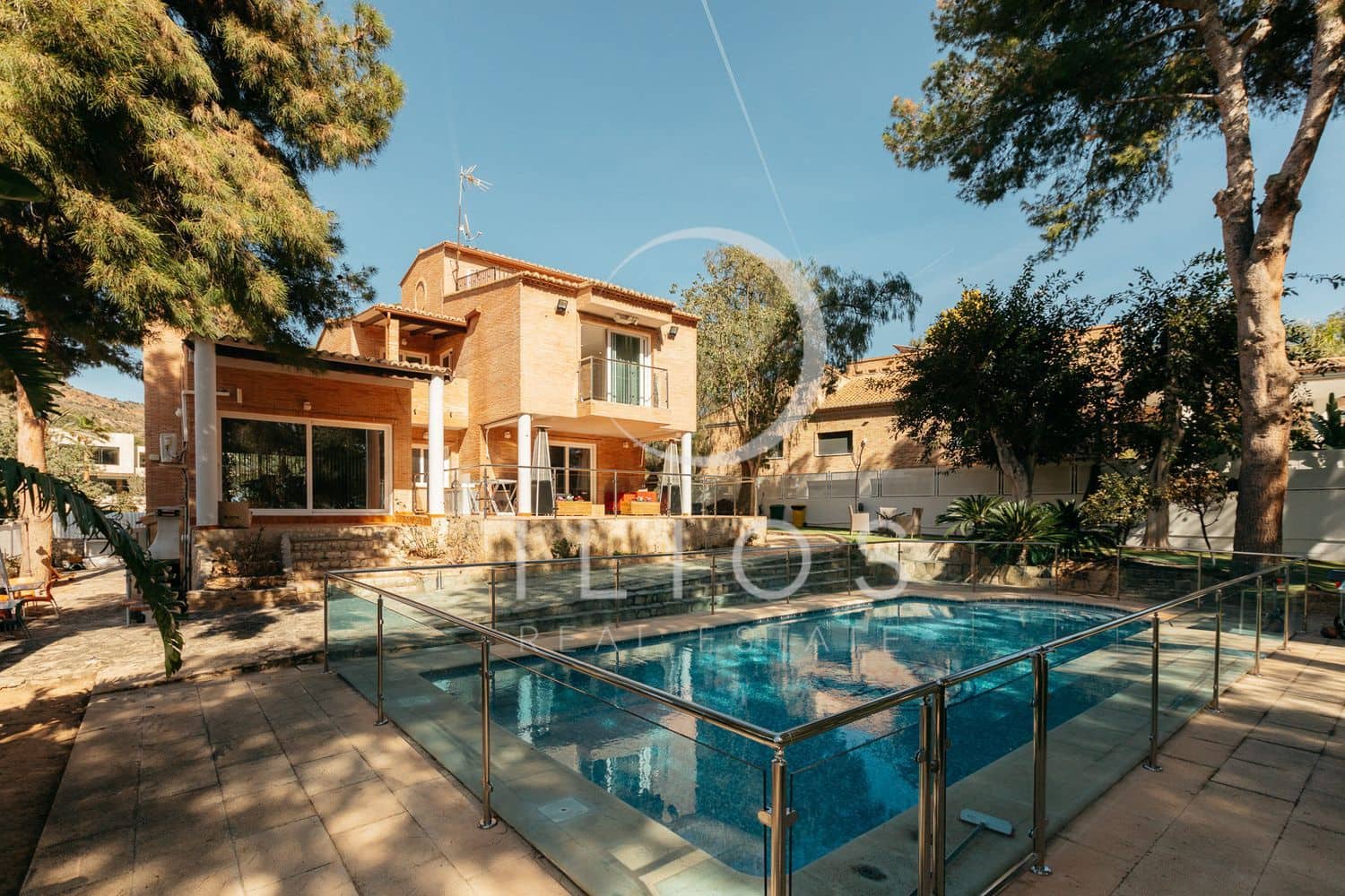 5 slaapkamer Villa te koop in Pucol met zwembad - € 1.250.000 (Ref: 8854610)