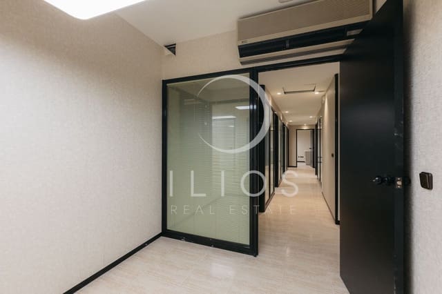 Commercial for sale in La Xerea, Valencia city - € 800,000 (Ref: 8916187)