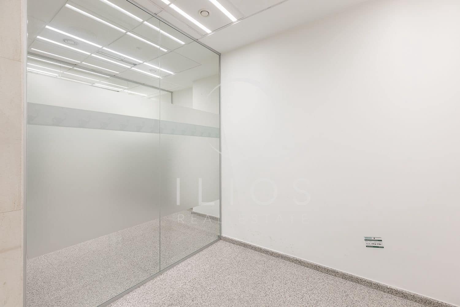 Komercyjne na sprzedaż w Miasto Walencja - 600 000 € (Ref: 8916188)