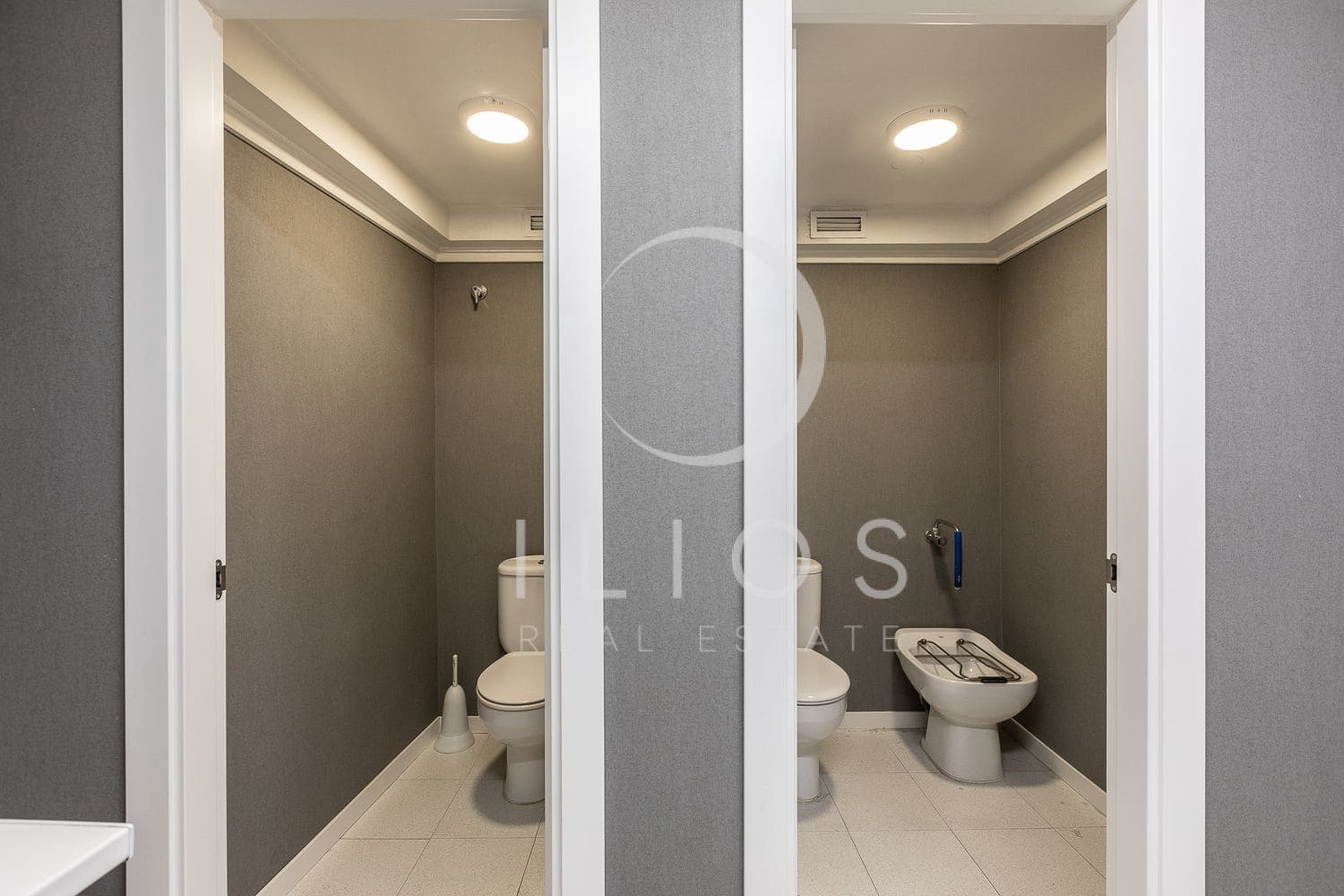 Komercyjne na sprzedaż w Miasto Walencja - 600 000 € (Ref: 8916188)