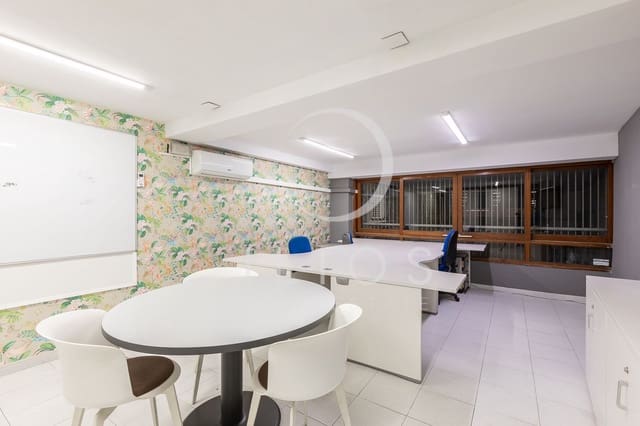 Commercial for sale in El Pla del Remei, Valencia city - € 600,000 (Ref: 8916188)