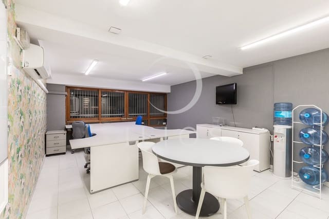 Commercial for sale in El Pla del Remei, Valencia city - € 600,000 (Ref: 8916188)