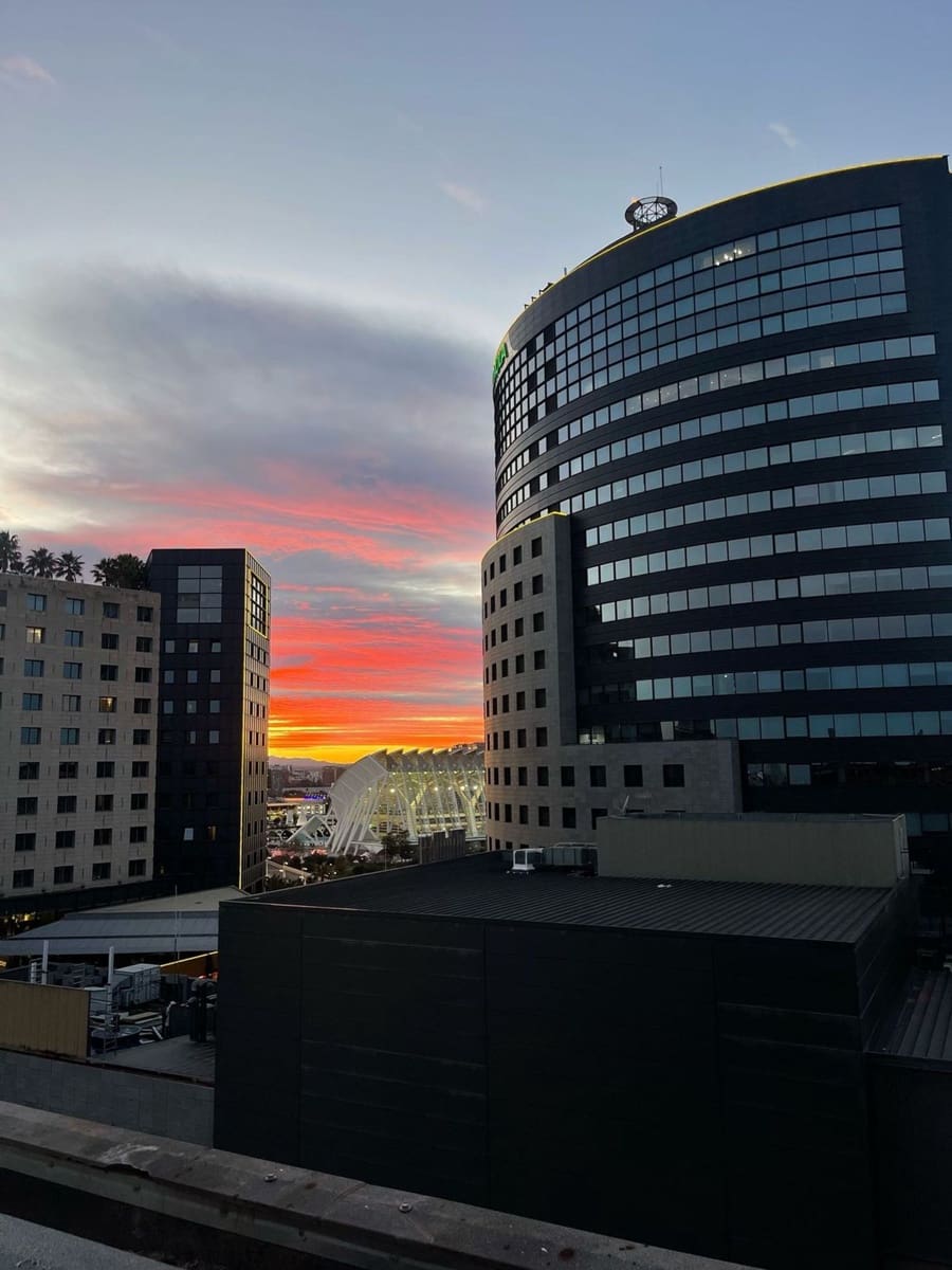 3 sypialnia Penthouse na sprzedaż w Miasto Walencja z basenem - 1 190 000 € (Ref: 8972209)