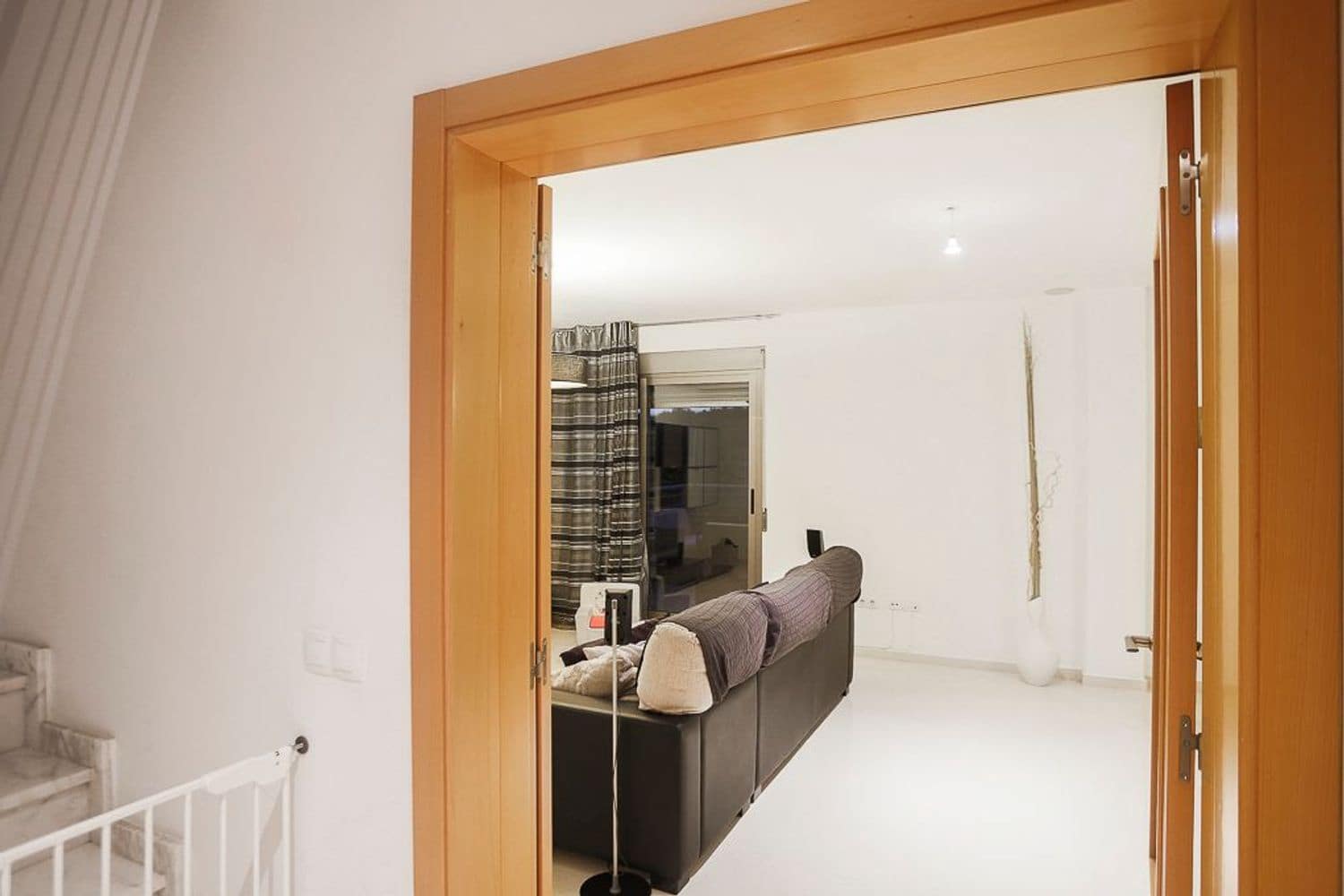 6 soveværelse Villa til salg i Montserrat med swimmingpool - € 436.000 (Ref: 8981544)