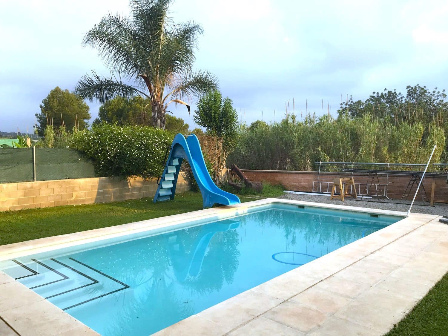 6 soveværelse Villa til salg i Montserrat med swimmingpool - € 436.000 (Ref: 8981544)