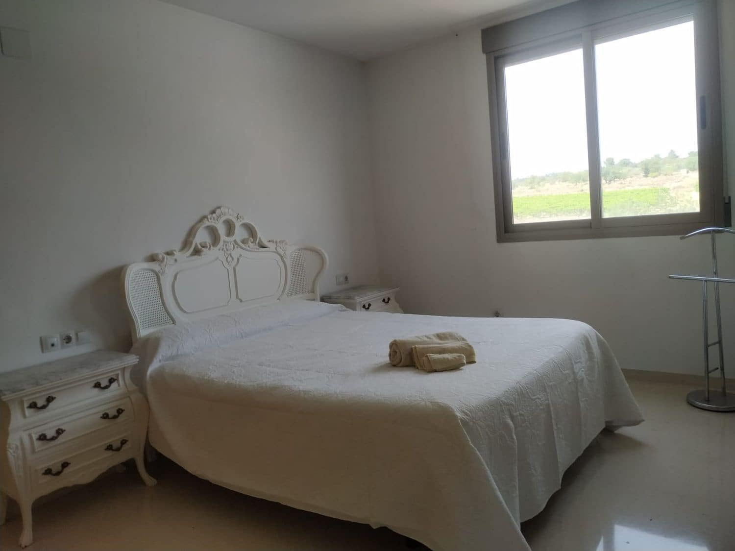 6 sypialnia Willa na sprzedaż w Montserrat z basenem garażem - 436 000 € (Ref: 8981544)