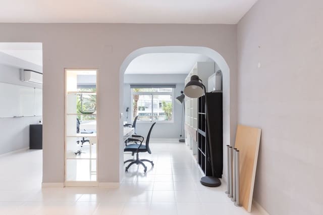 2 bedroom Apartment for sale in La Petxina, Valencia city - € 285,000 (Ref: 9073328)