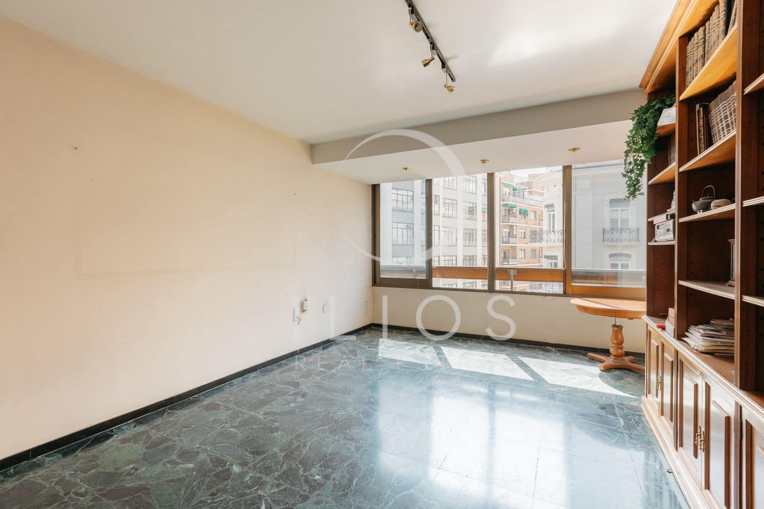 5 soveværelse Lejlighed til salg i Valencia by - € 1.200.000 (Ref: 9075034)