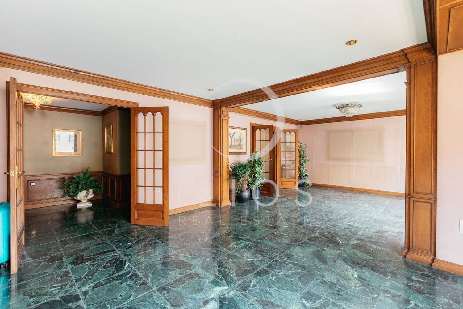 5 soveværelse Lejlighed til salg i Valencia by - € 1.200.000 (Ref: 9075034)