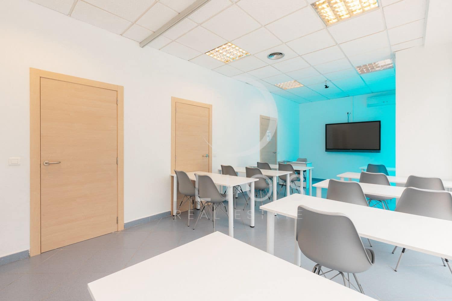 Lejlighed til leje i Valencia by - € 2.250 (Ref: 9075035)