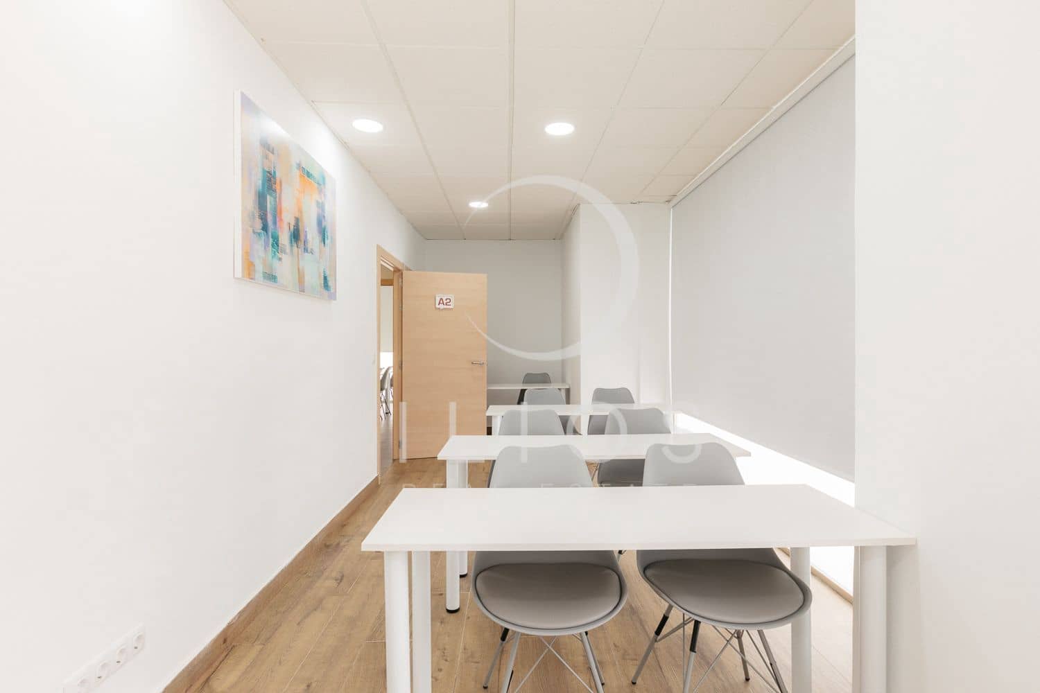 Kommersiell til leie i Valencia by - € 1 900 (Ref: 9075035)