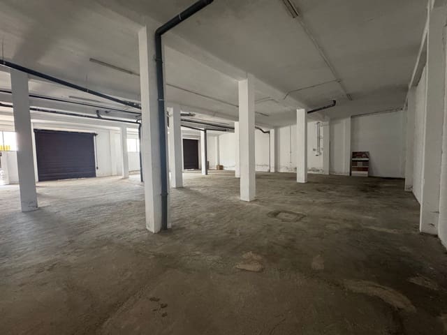 Commercial for rent in Silla - € 900 (Ref: 9075036)