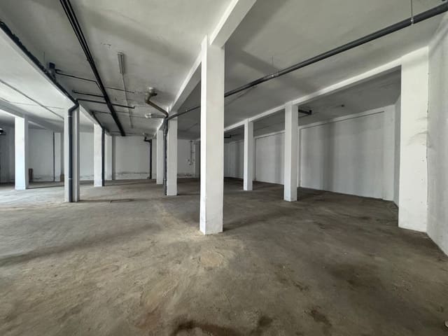 Commercial for rent in Silla - € 900 (Ref: 9075036)
