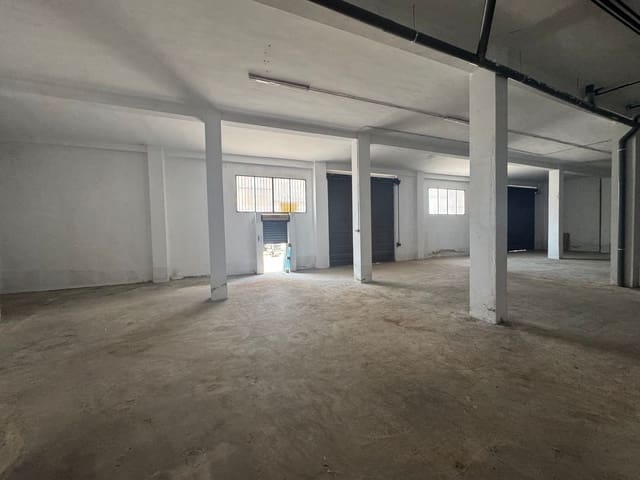 Commercial for rent in Silla - € 900 (Ref: 9075036)