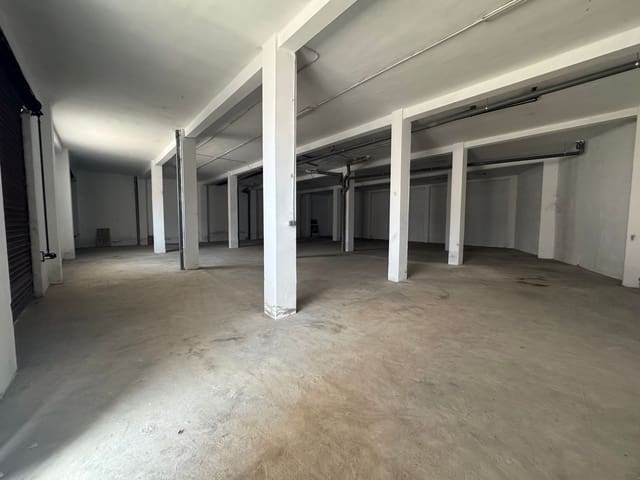 Commercial for rent in Silla - € 900 (Ref: 9075036)