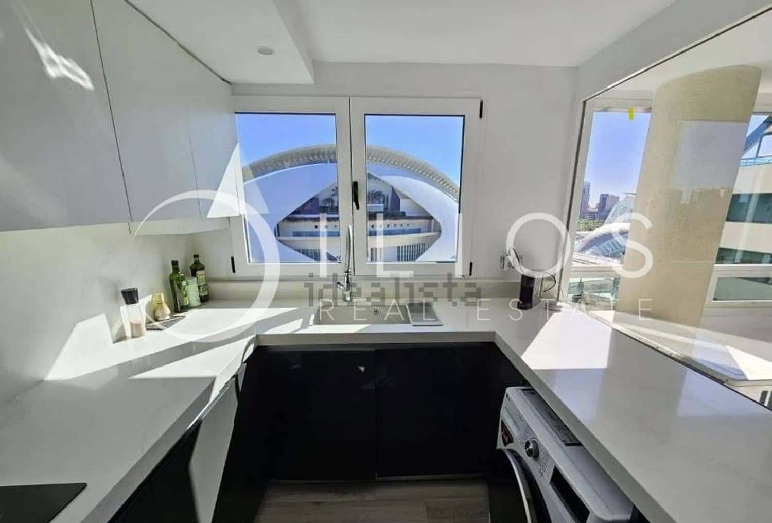 3 soverom Leilighet til salgs i Valencia by med svømmebasseng - € 695 000 (Ref: 9128208)